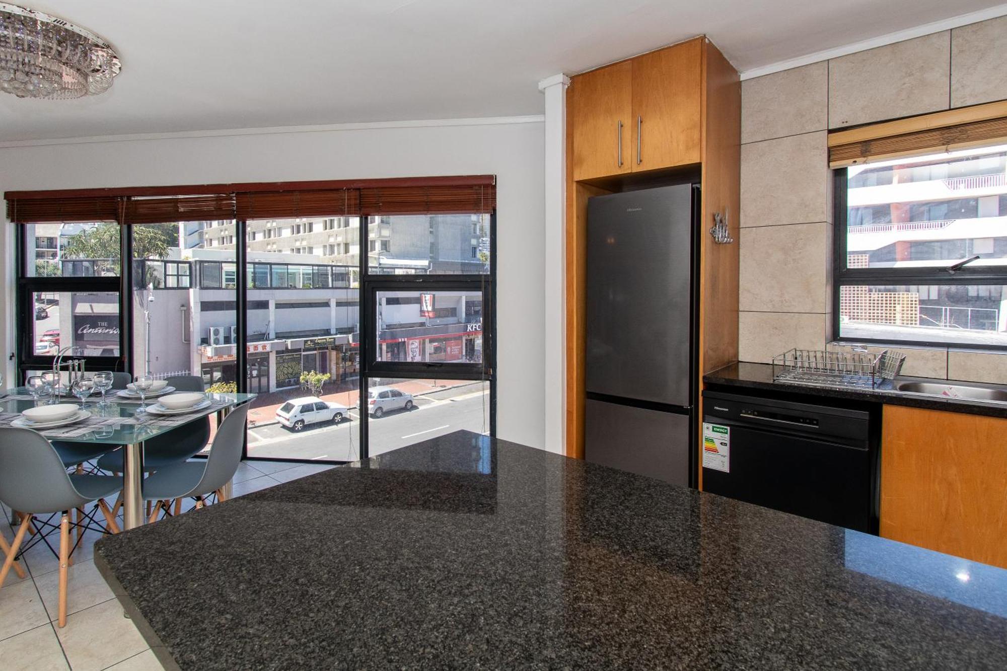 Spacious 1 Bedroom Apartment, Atlantica, Seapoint Apartment *