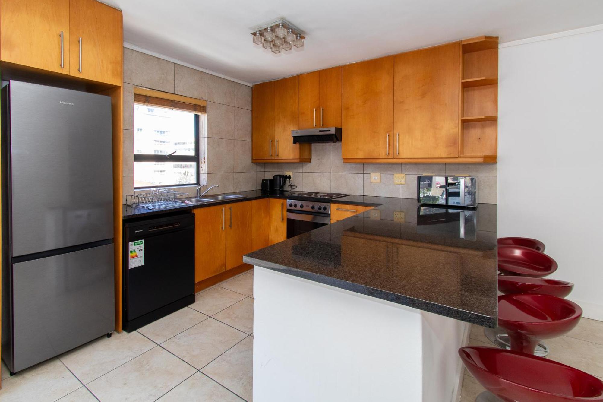 Apartment Spacious 1 Bedroom Apartment, Atlantica, Seapoint