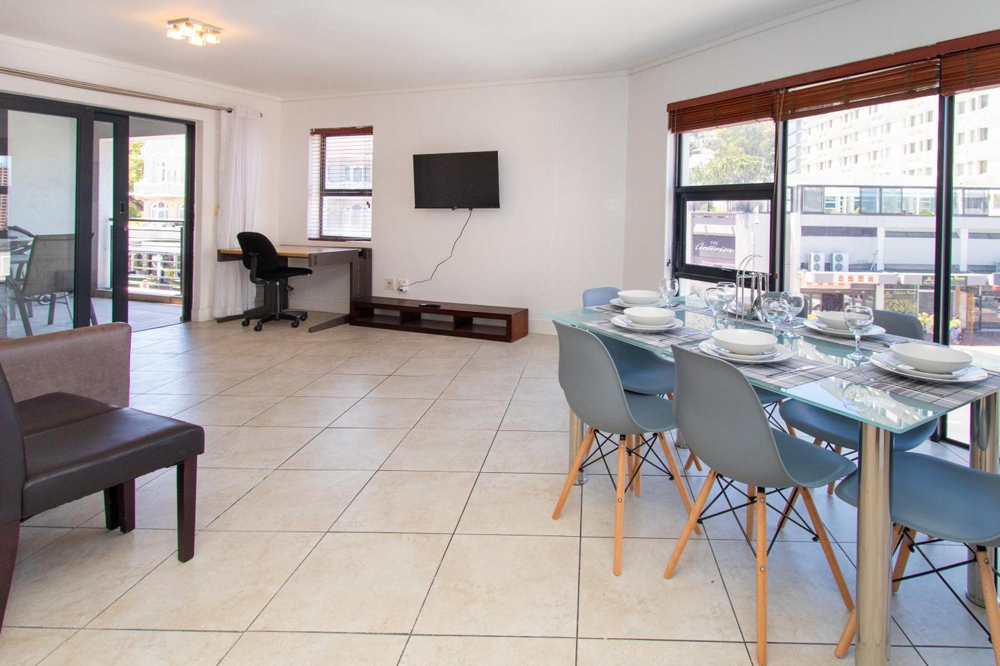 Spacious 1 Bedroom Apartment, Atlantica, Seapoint Apartment *