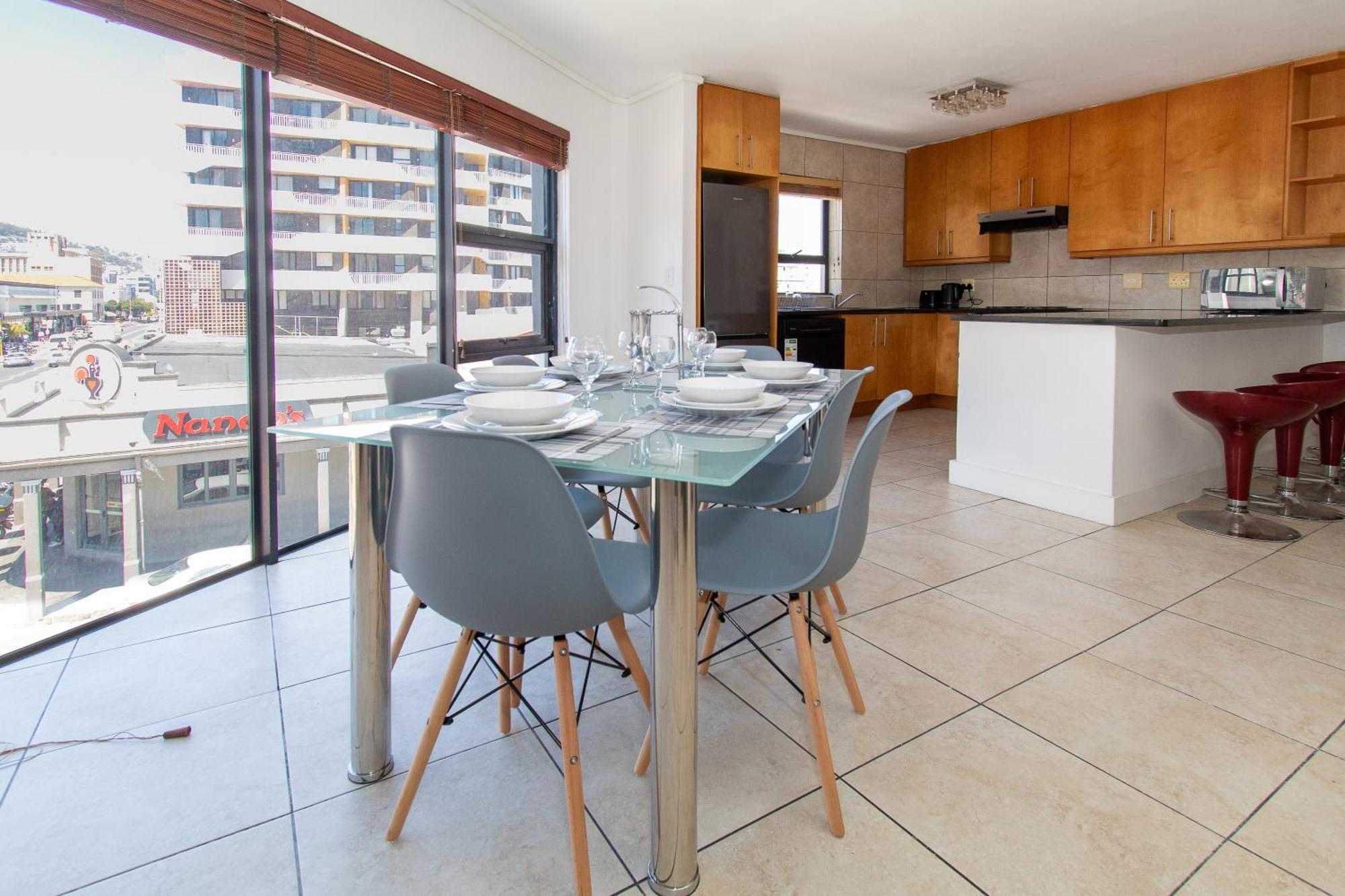 Spacious 1 Bedroom Apartment, Atlantica, Seapoint Apartment *